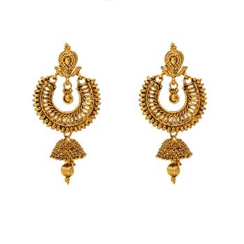 Gold earrings 1