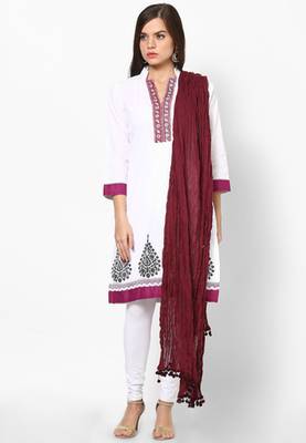 Maroon Cotton Solid Dupatta with Pom Pom Border 1