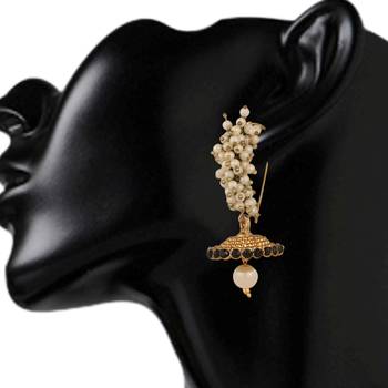 Black earrings 2