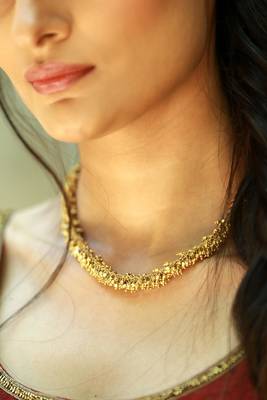 Tiny Gold Beads Necklace 1
