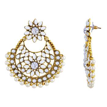 Gold Earrings 3