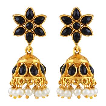 Gold Earrings 1