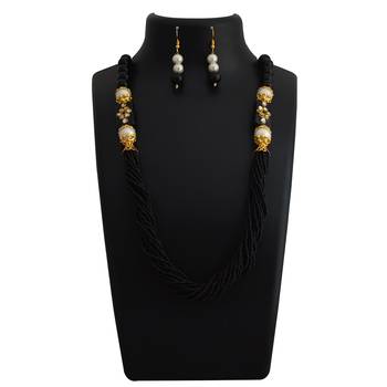 Black Pearl Necklaces 2