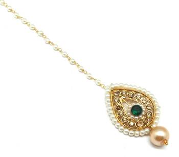 Pear Shape Exclusive Maang Tikka 3