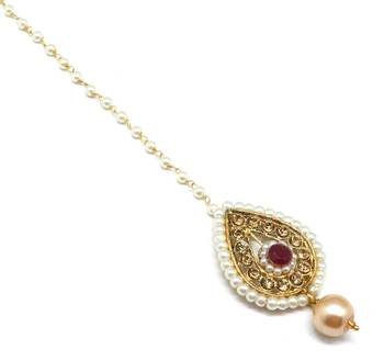 Pear Shape Exclusive Maang Tikka 1