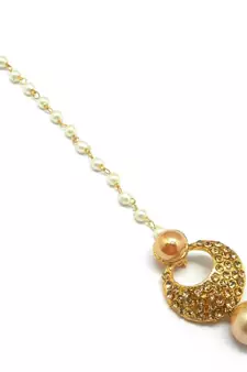 Small Size Chandbali Shape Maang Tikka Decorated With Crystals