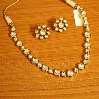 Single Line Kundan Polki Meenakari Necklace Set 1