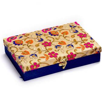 Floral Embroidered Blue And Beige Gift Box 1