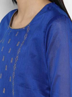 Royal-blue printed chanderi kurtas-and-kurtis 2