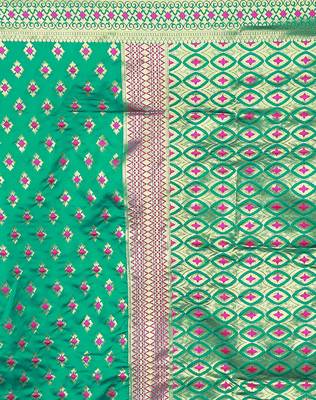 Green woven art silk saree with blouse 4