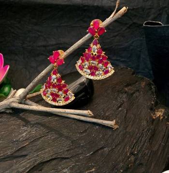 Red Colour Stones Dopplers 1