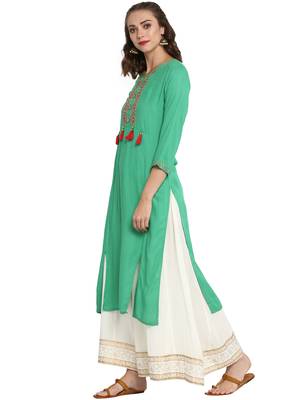 Turquoise embroidered viscose long kurti 3