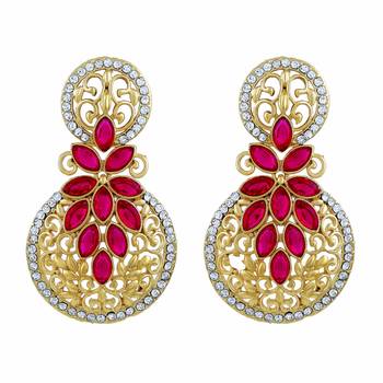 Resplendent Round Stone Filigree Gold Plated Drop Earring For Women 4