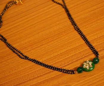 Green Onyx Kundan Look Bead Mangalsutra 1