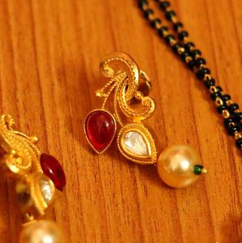 Kundan Look Ruby Kempu Stone Gold Plated Mangalsutra 2