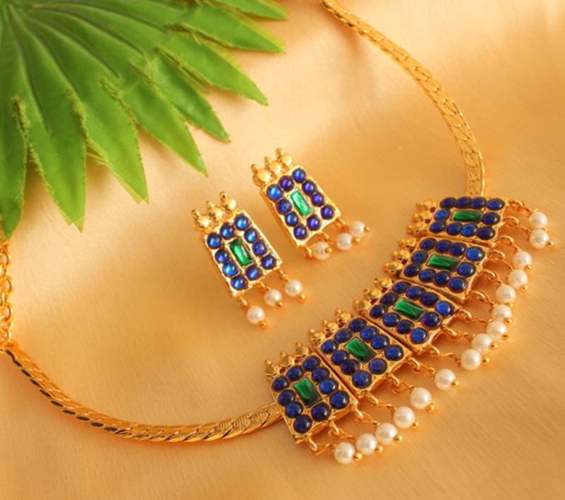 Gorgeous gold plated blue green temple necklace set - DJ16661