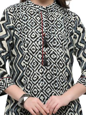 Inddus Black Printed Cotton Poly Long-Kurtis 4