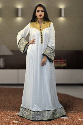 Off White Brasso And Creap Embroidered Islamic Kaftans 1