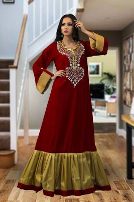 Maroon Velvet And Creap Embroidered Islamic Kaftans 1