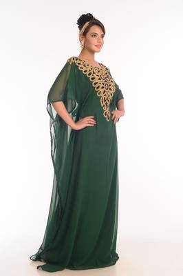 Bottle Green Embroidered Georgette Islamic Kaftan 4