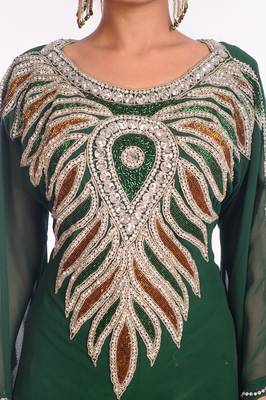 Bottle Green Embroidered Georgette Islamic Kaftan 4