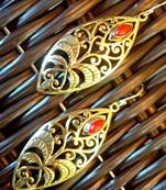 GOLDEN LEAF RED DANGLER EARRING