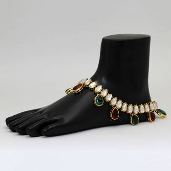 Maroon & Green Color Kundan Kundan Anklets 1