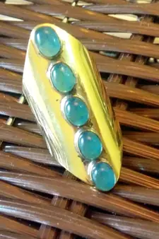 GOLDEN LONG FIROZI STONE RING