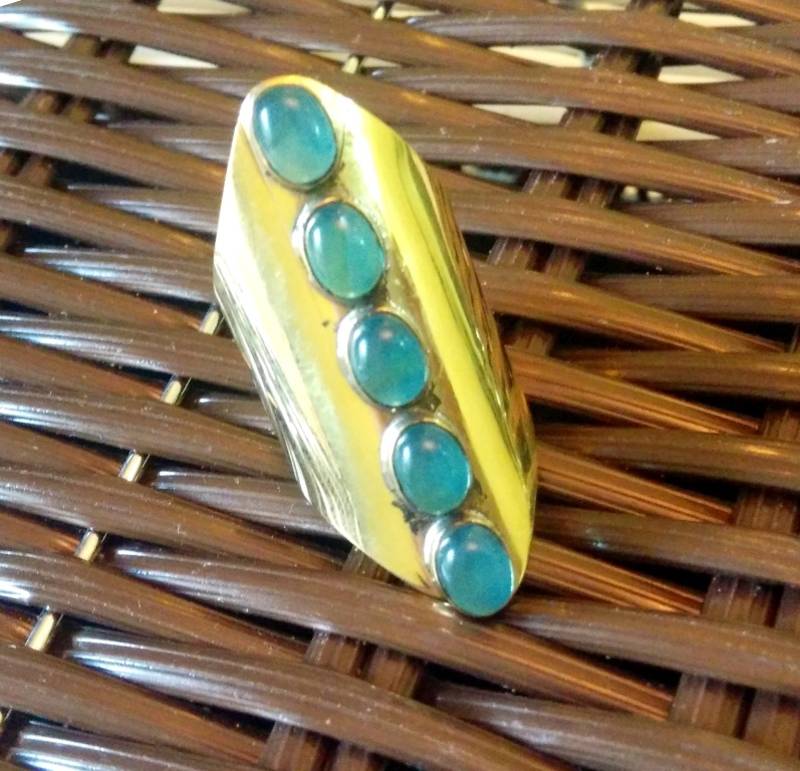 GOLDEN LONG FIROZI STONE RING