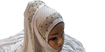 White Diamond Stone Work Hosiery Cotton Islamic Hijab Scarf 5