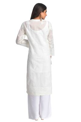 Cream Embroidered Cotton Chikankari Kurti  2