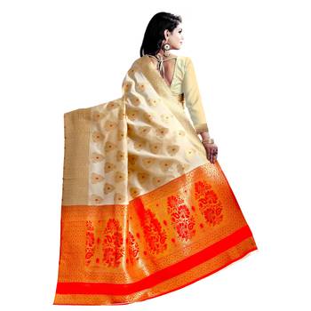 Cream Woven Banarasi Saree With Blouse 3