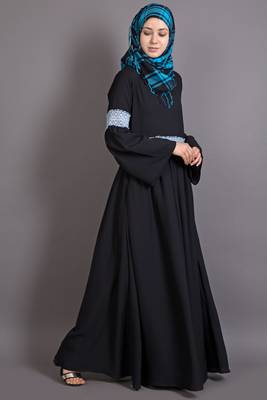 Black Poly Crepe Plain Islamic Abaya 3
