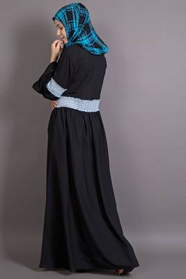 Black Poly Crepe Plain Islamic Abaya 4