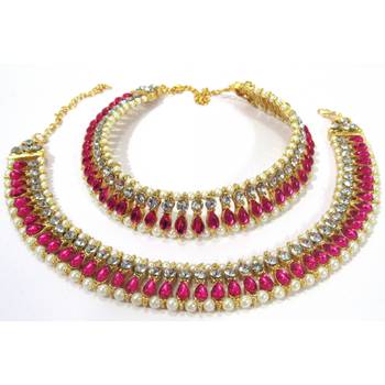 Golden pear shape kundan pearl anklet 1
