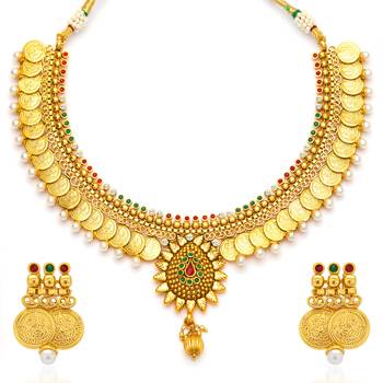 Eye-Catchy Gold Plated Temple Jewellery Coin Necklace Set for Women 4