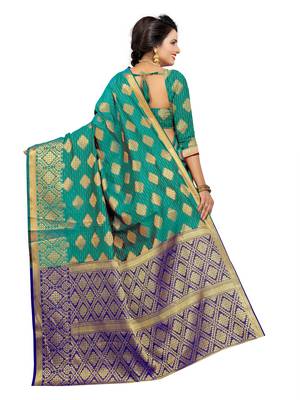 Green woven jacquard saree with blouse 2