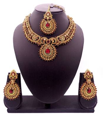 Maroon antique gold plated bridal wedding diamond jewellery 1