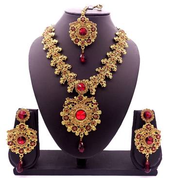 Maroon antique gold plated bridal wedding diamond jewellery 1