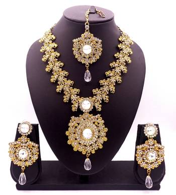 White antique gold plated bridal wedding diamond  jewellery 1