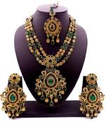 Green antique gold plated bridal wedding diamond jewellery