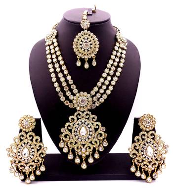 White antique gold plated bridal wedding diamond  jewellery 1