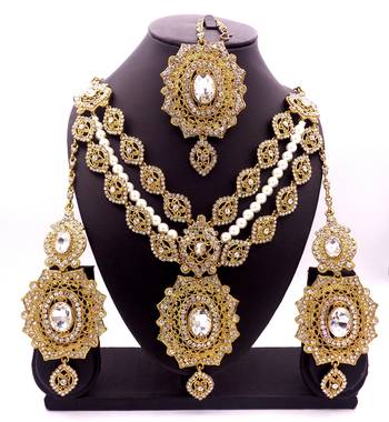 White antique gold plated bridal wedding diamond  jewellery 1