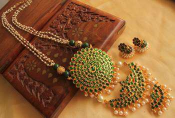 Beautiful Green Double Pendant Temple Jewel Long Necklace Set 1