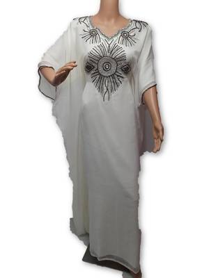 Off white georgette embroidery islamic kaftans 1