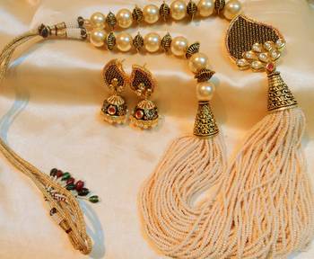Designer Kundan And Pearl Ling Necklace Set 2
