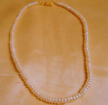 Royal Elegant Pearl Necklace 2