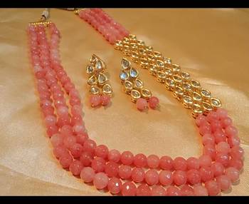 Royal Onex 3 Line Pink Necklace Set 1