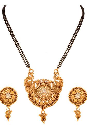 Gold diamond mangalsutra