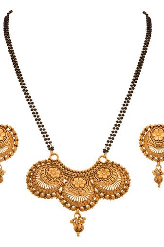 Gold mangalsutra